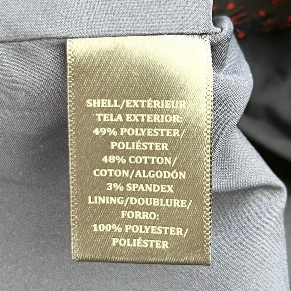 Ann‎ Taylor Textured Cotton Blend Blazer Three Buttons in Navy Blue, Size 12P - Picture 8 of 9